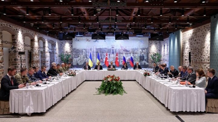 Китай відреагував на переговори України і Росії