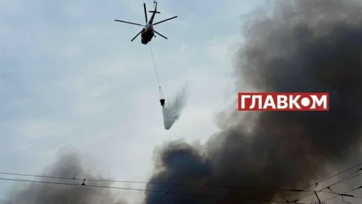 Гелікоптери скинули понад 100 тонн води. Київ гасить пожежі після атаки росіян