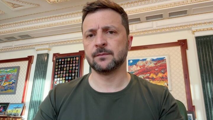 Зеленський про переговори: Очікую, хто буде від РФ