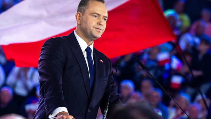 Кандидат у президенти Польщі втрапив у скандал через жест на дебатах