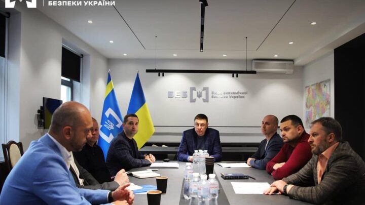БЕБ викрило підпільний НПЗ потужністю 100 тонн палива за добу