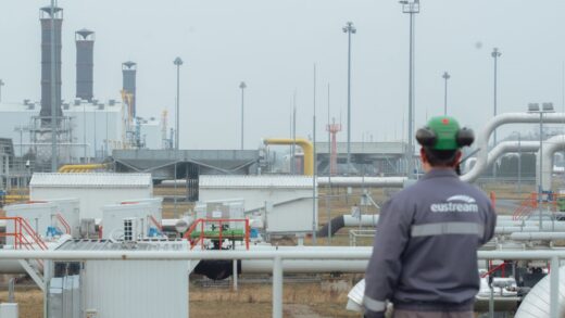 BBC: Захід заплатив РФ більше, ніж допоміг Україні
