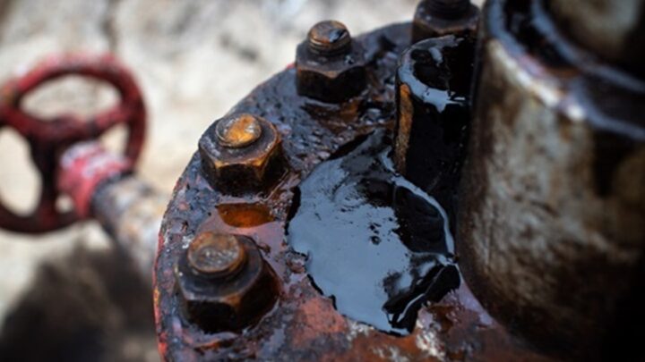 Нафтогазові доходи Росії впали на 53% за місяць