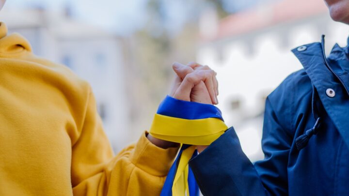 Українці визначилися щодо "передачі" Росії окупованих територій