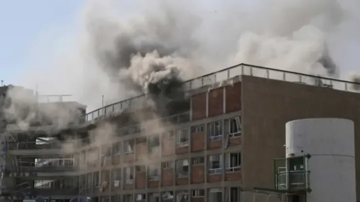 Іран вдарив балістикою по ізраїльській лікарні