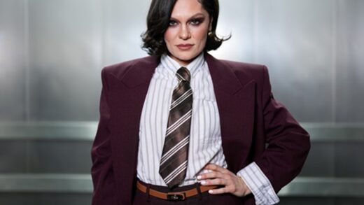 Рак грудей. Jessie J показалася після операції