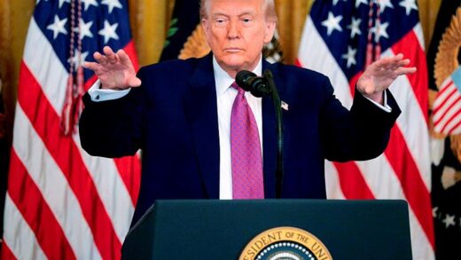 Трамп закликав Ізраїль не атакувати Іран