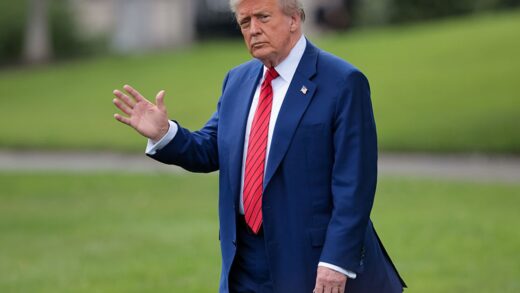 Трамп прибув у Гаагу на саміт НАТО