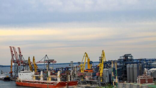 Українські морпорти обробили 40 млн тонн вантажів з початку року