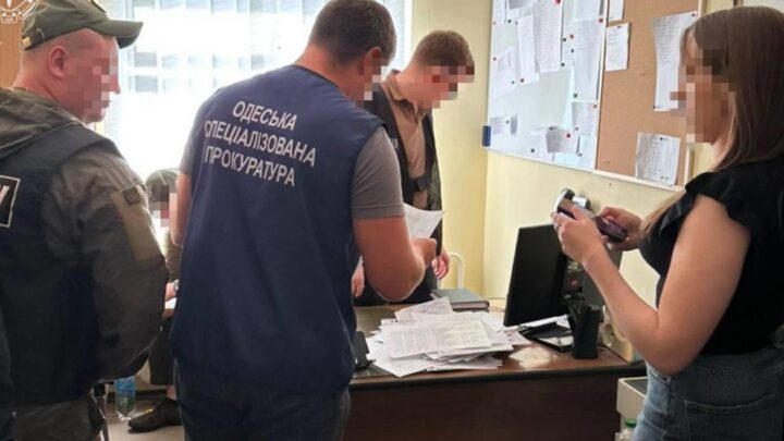 Офіцери ЗСУ заробили мільйони на "мертвих душах"