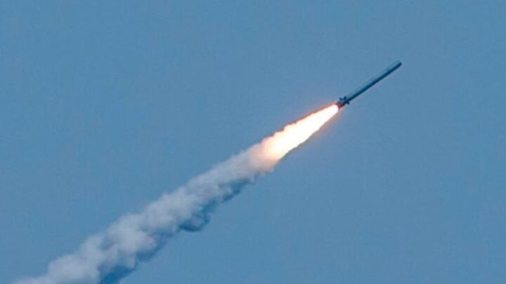 Вибухи пролунали у Львові й Івано-Франківську