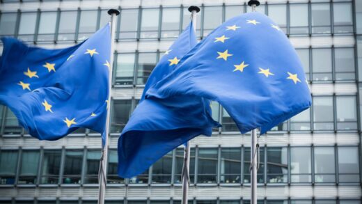 ЄС готує відповідь на 30% мита Трампа - ЗМІ