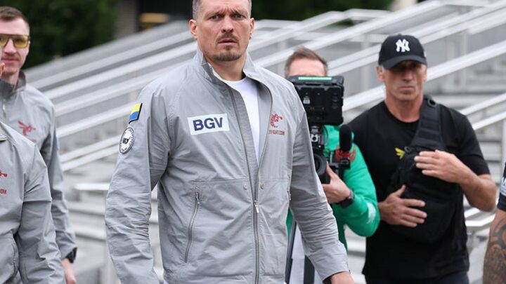 Усик пояснив своє рішення піти з боксу після двох поєдинків