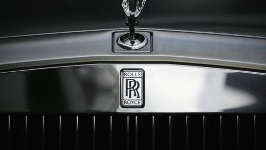 В Росії зріс попит на люксові Rolls-Royce і Ferrari