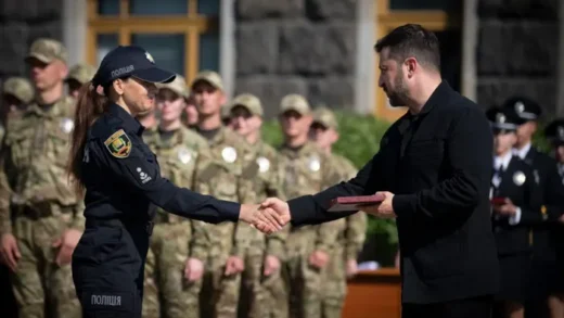 Зеленський відзначив працівників Нацполіції державними нагородами