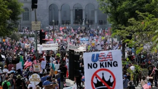 Американці вийшли на протести проти політики Трампа