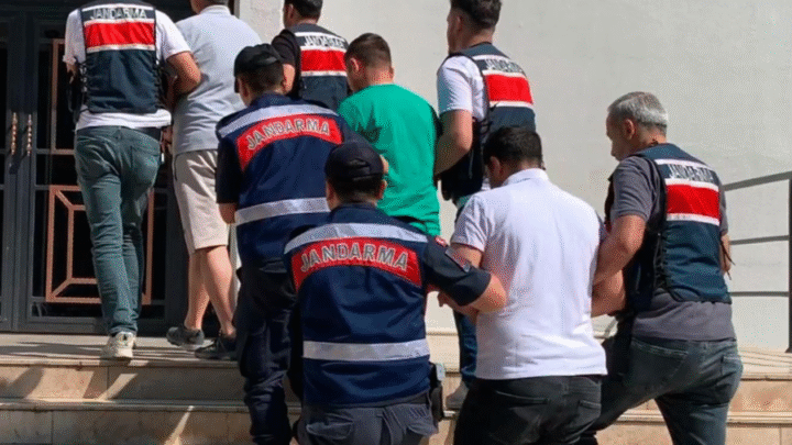 У Туреччині затримали понад 150 осіб за підозрою у зв'язках з ІДІЛ
