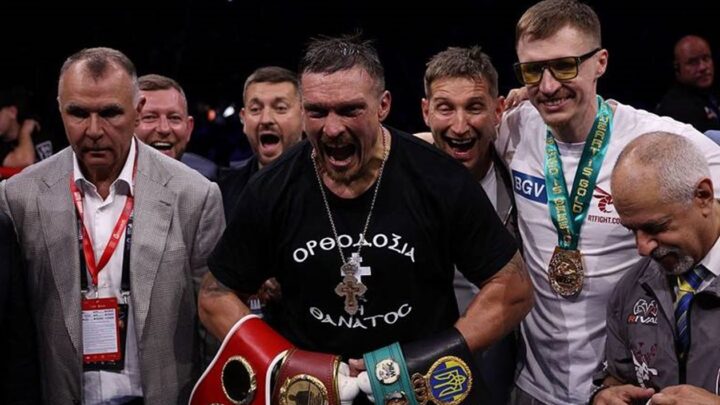 Пояс IBF опинився у Дюбуа - менеджер Усика пояснив ситуацію