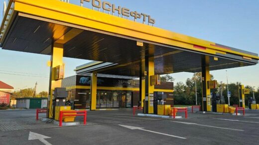 В Росії ціни на бензин другий день поспіль б'ють рекорди
