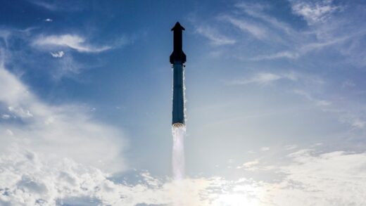 SpaceX здійснила успішний запуск корабля Starship