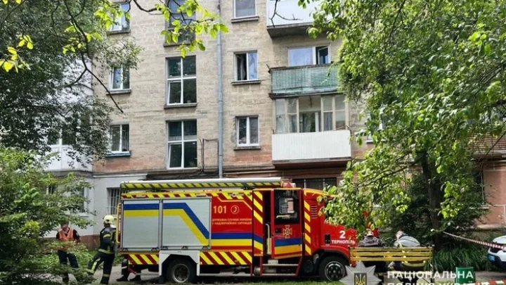 У Тернополі стався вибух у багатоповерхівці, загинуло двоє людей (фото)
