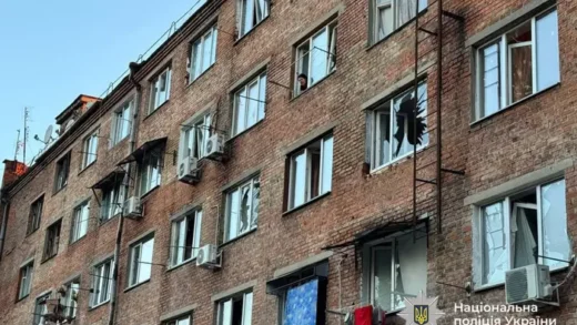 Ракетний удар по Черкасах: Нацполіція показала фото наслідків