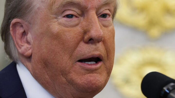 Трамп: У мене більше немає послань Путіну