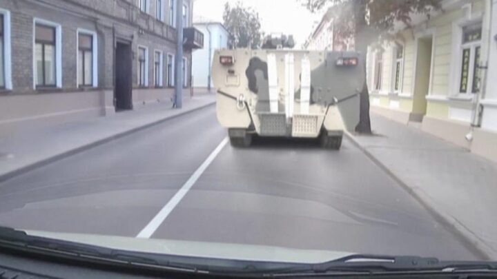 В Білорусі зафіксували новітній російський БТР-22