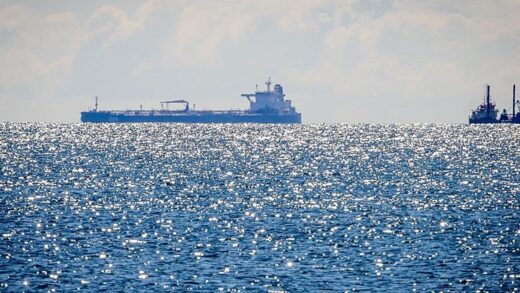 Майже 20% нафтових танкерів належать до "тіньового флоту" Росії - ЗМІ