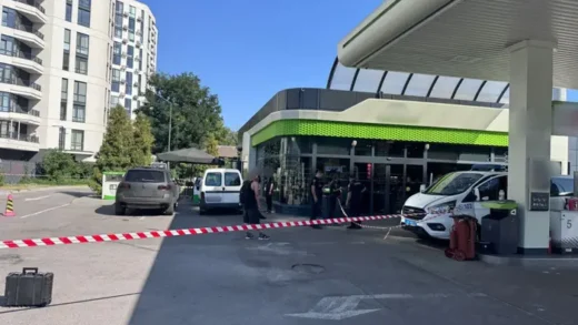 У Вінниці біля автозаправної станції хулігани напали на чоловіка