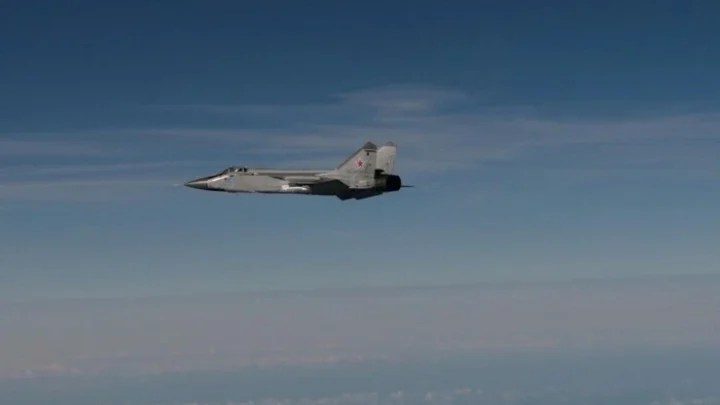 Швеція показала фото російських літаків, що порушили повітряний простір Естонії