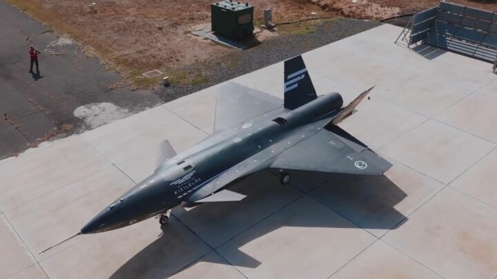 У Туреччині показали випробування безпілотного винищувачв Kızılelma