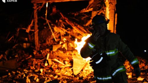 Руйнування і пожежі: у Харкові чотири влучання