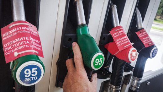 В Росії зафіксували один із найбільших за 10 років стрибків цін на бензин