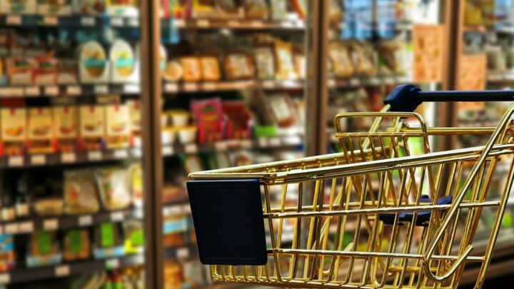 Споживчі ціни в Україні знову піднялися