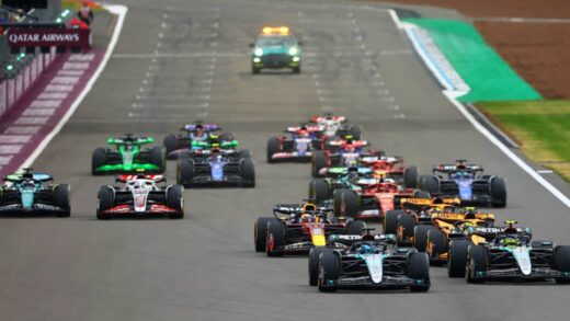 Apple може стати правовласником трансляцій перегонів у США