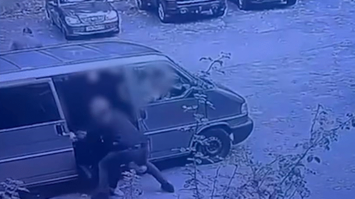 Поліцейські побили чоловіка біля ТЦК у Києві