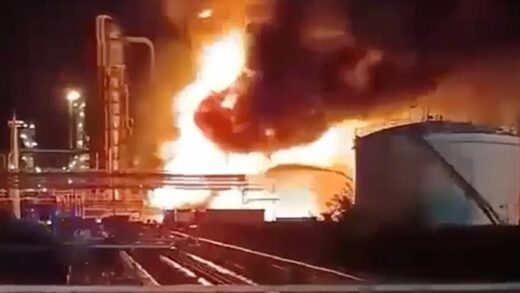 СюжетПов’язані з Москвою. Вибухи на НПЗ в Європі