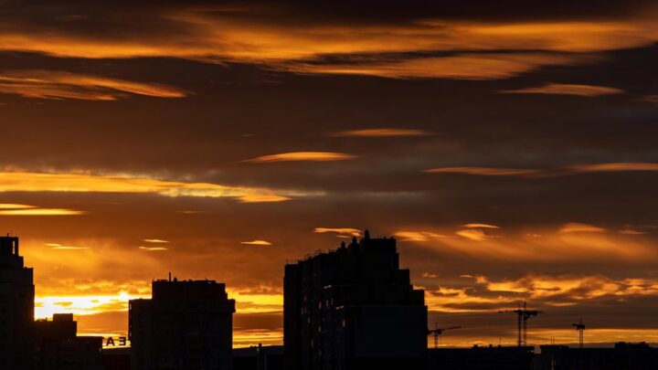 Стало відомо, як довго українці будуть без світла