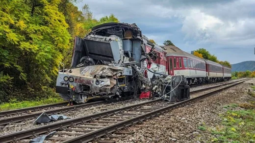 У Словаччині зіткнулися два швидкісні потяги: близько 100 постраждалих