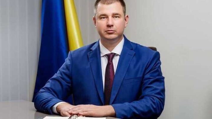 Мільйон у подарунок і розкішні покупки: що приховує родина Хандусенка за формально правильними деклараціями та бізнесами з незрозумілими оборотами