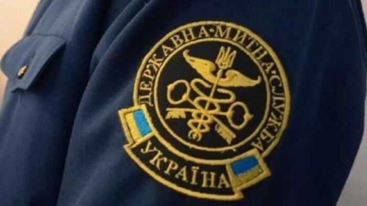 Фальшиві EUR1 на поток: як одна фірма з Луцька "Велкрафт" прокрутила понад 100 підроблених сертифікатів і не заплатила мільйони митних платежів