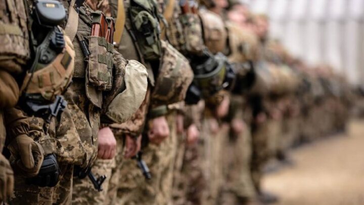 СюжетЗагинули військові і діти. Удар по шикуванню ЗСУ