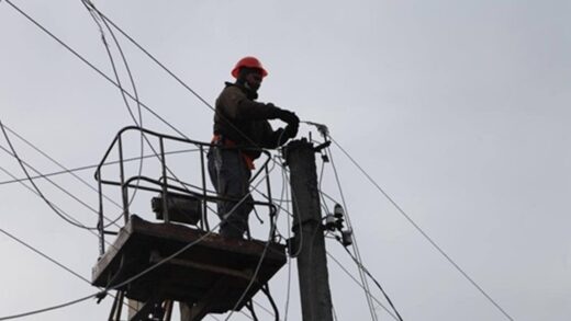 Лозівська громада залишилася без світла через обстріл РФ