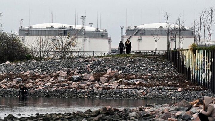 "Дірка" в бюджеті Росії почала рости