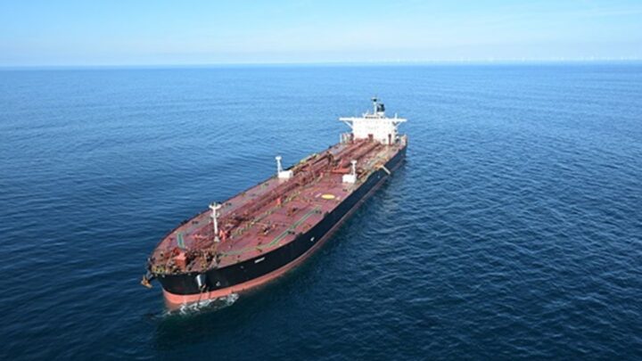 Санкції в дії: Росія накопичила мільйони барелів нерозпроданої нафти