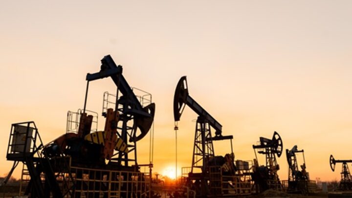 Росію чекає обвальне падіння видобутку нафти та експорту газу - МЕА