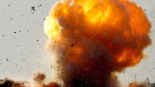 У Криму гучно: в Феодосії і Новофедівці спалахи