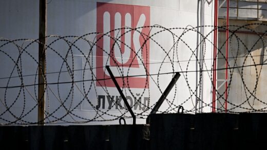 Бюджет Росії втрачає сотні мільярдів рублів через санкції Трампа - ЗМІ