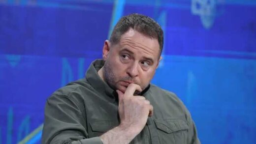 Ексголова ОП Андрій Єрмак приїжджав до Служби зовнішньої розвідки — ЗМІ говорять про можливість оформлення «прикриття»